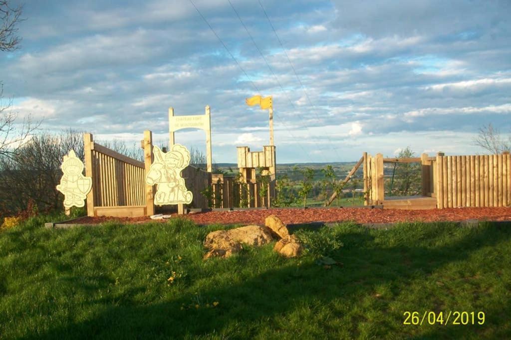Gite A La Ferme Rouvroy Buitenkant foto